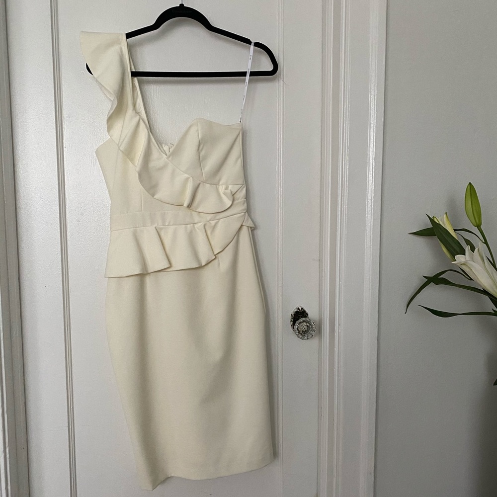Bardot One Shoulder White Peplum Dress 6 NEW